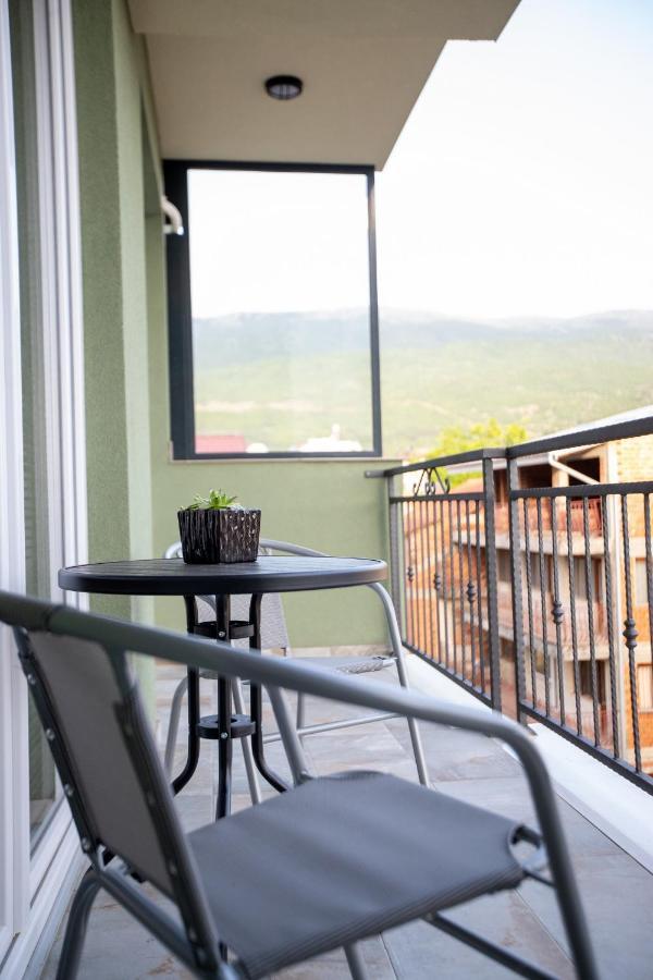 Blue Eye Ohrid Apartment מראה חיצוני תמונה
